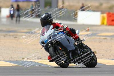 media/Apr-10-2022-SoCal Trackdays (Sun) [[f104b12566]]/Turn 2 (1135am)/